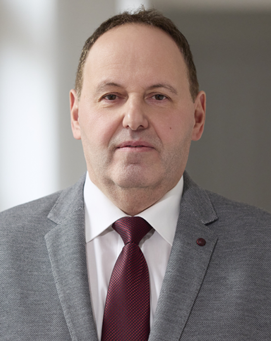 Mester Tamás